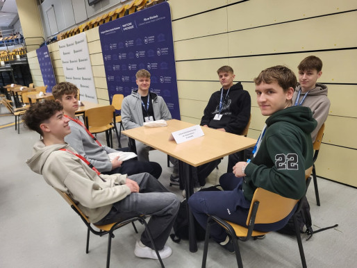 PHOTO 2025 04 02 14 01 27