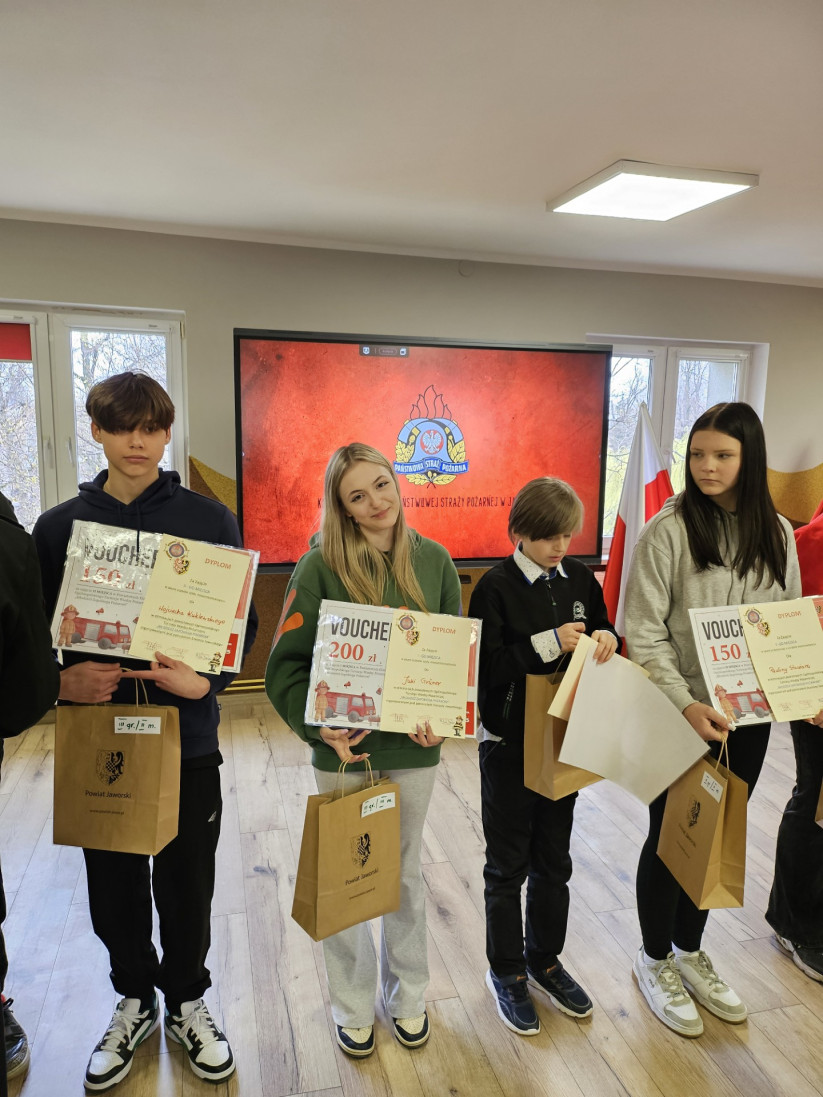 thumbnail 1000030606