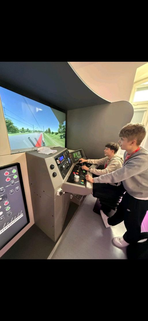 thumbnail PHOTO 2025 04 02 14 02 12